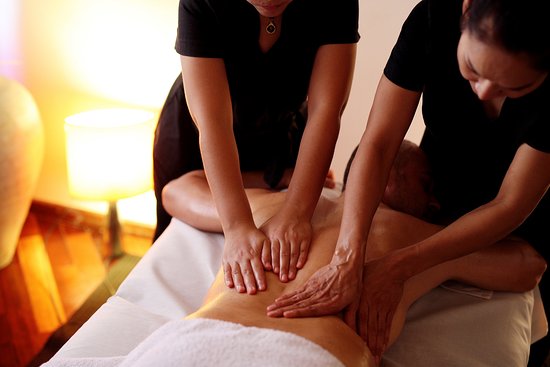 Female to Male Body Massage in Bangalore 8660379264