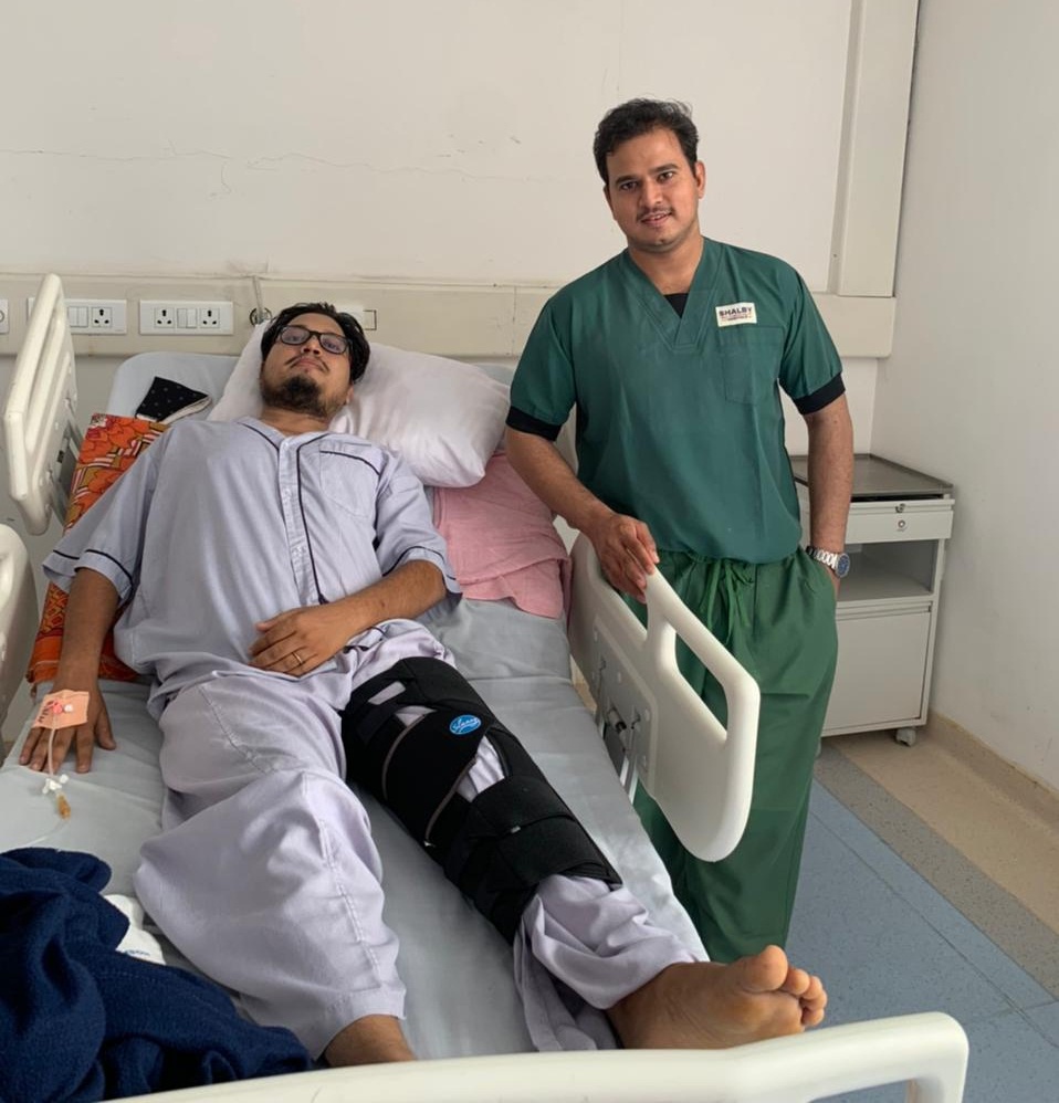 Dr. Manish Vaishnav best ligament surgeon in jaipur