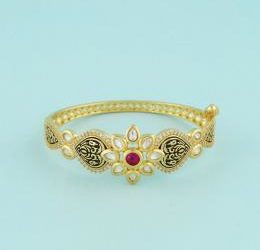 Get Much Variety of Fancy Bracelet for Girls at Affordable Cost.