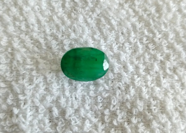 Certified Emerald Stone