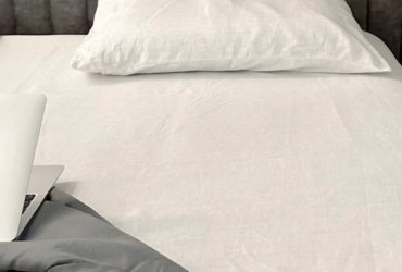 Luxurious Shwet Pure White Hemp Bedsheet Set – Eco-Friendly Comfort