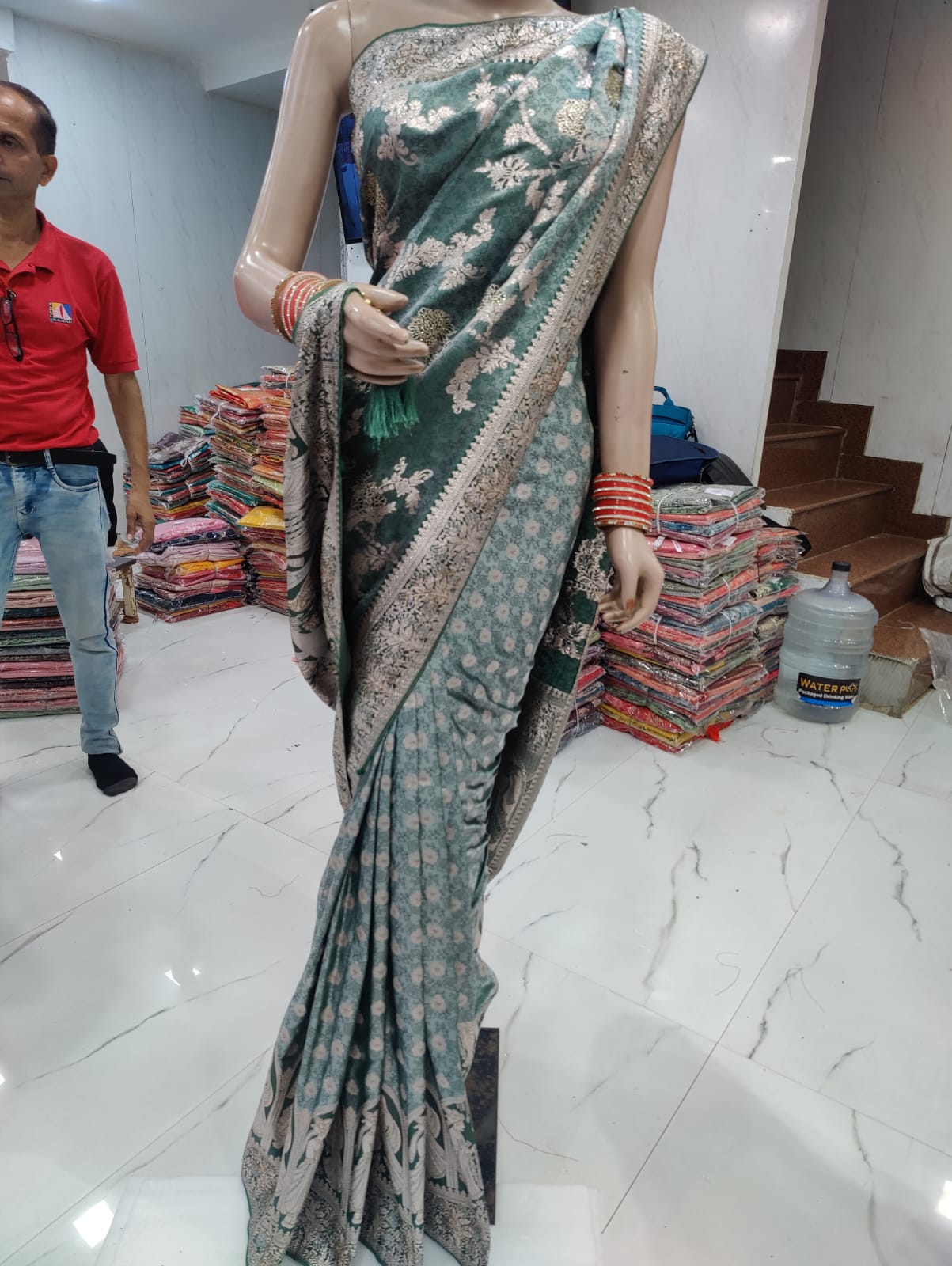 Best Wholesale Saree Shop in Chandni Chowk