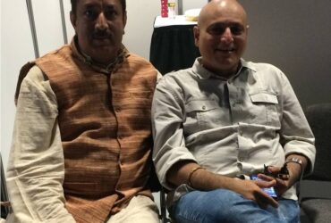 Sarvesh Kumar Dharayan with Indian Actor Manoj Joshi